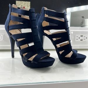 Beautiful Nine West Navy Blue heels with zipper